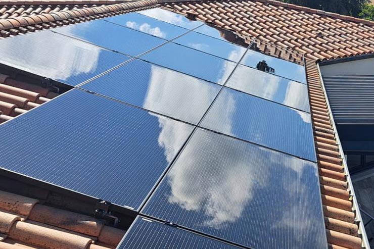 Installation de panneaux solaires en Vendée